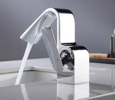 开平市世匠卫浴科技有限公司