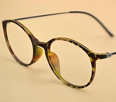 杭州以利沙典贸易有限公司